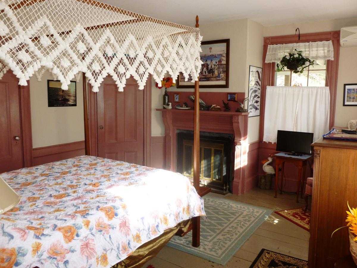 Simmons Homestead Inn Hyannis Port Bagian luar foto