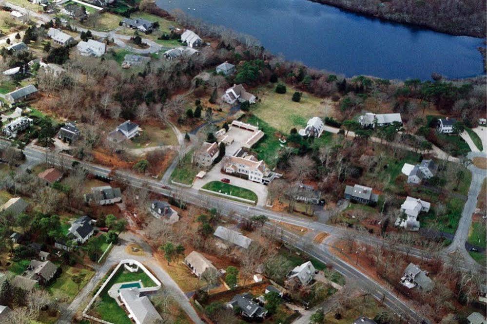 Simmons Homestead Inn Hyannis Port Bagian luar foto